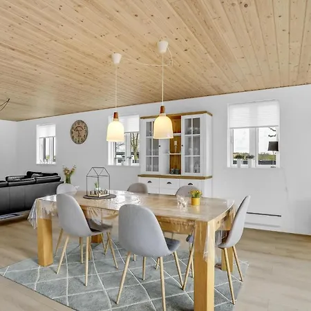 Awesome In With Wifi Holiday home